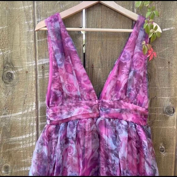 Magenta Watercolor Floral Print Organza Maxi Dress 🌿 - Picture 8 of 10